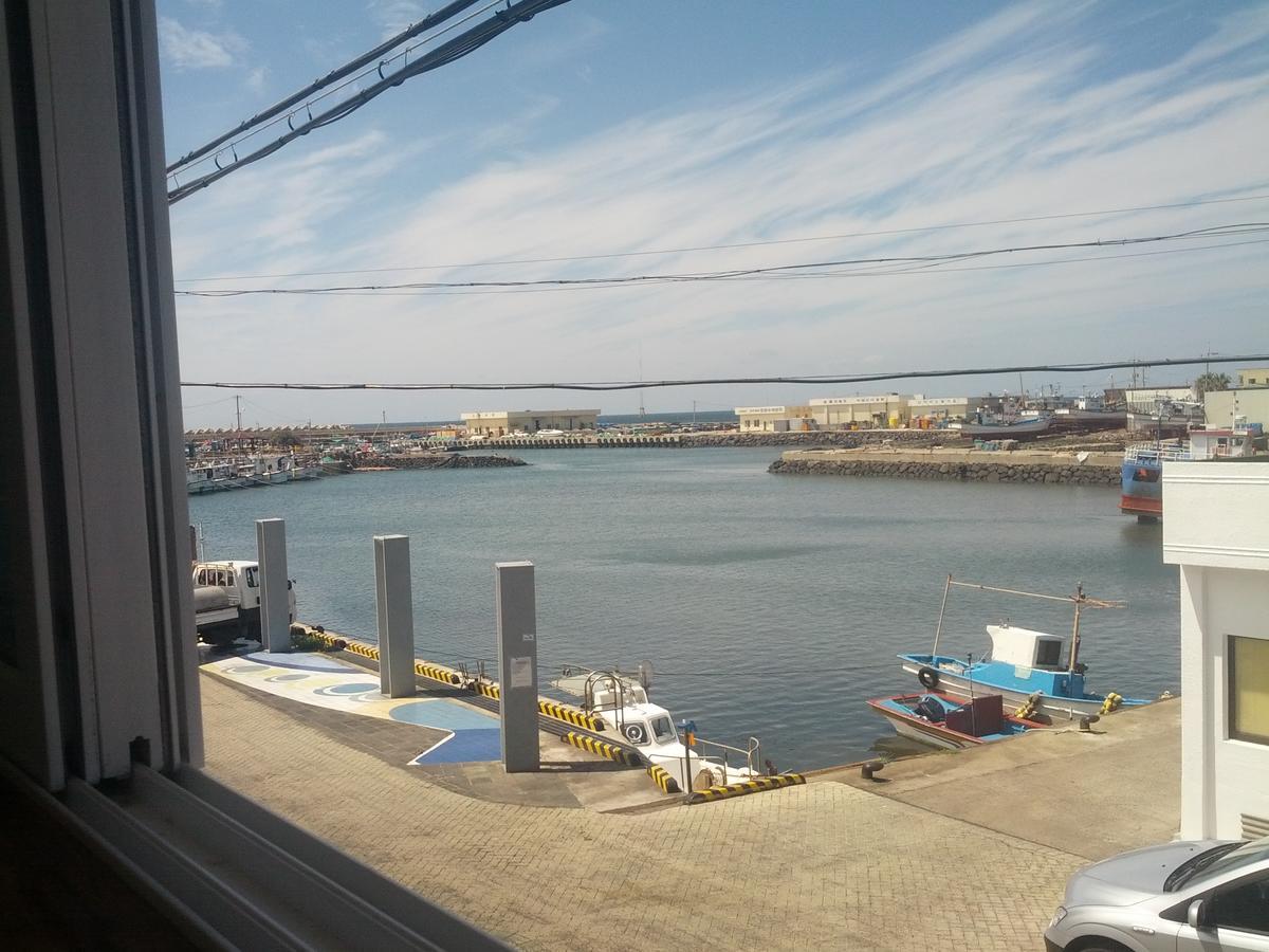 Lemon Tree Guesthouse Seogwipo Bagian luar foto